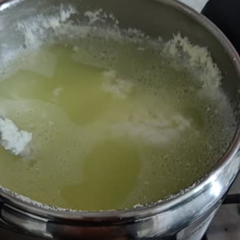 Bozuk Süt Mağduriyeti: Gimsa Ürünün Arkasında Durmuyor!