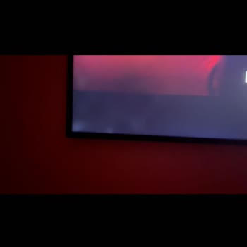 Samsung Televizyonda Piksel Ve Işık Sızması Sorunu