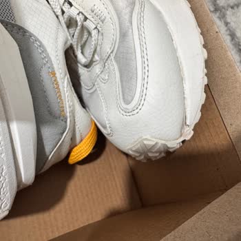 Ayakkabının Hızla Deforme Olması Ve Mağaza İlgisizliği