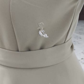 Kumaş Kalitesi Hayal Kırıklığı: Tüylenen Abiye