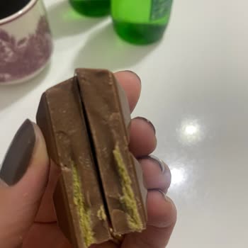 Bolçi Çikolata Hayal Kırıklığı: Aldatıcı Paket Ve Düşük Kalite