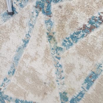 Lekeli Halılar Ve Sorumsuz Hizmet