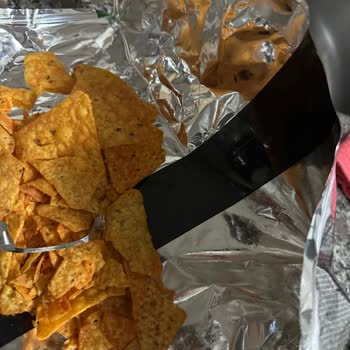 Doritos Paketinde Gizemli Siyah Bant Sorunu