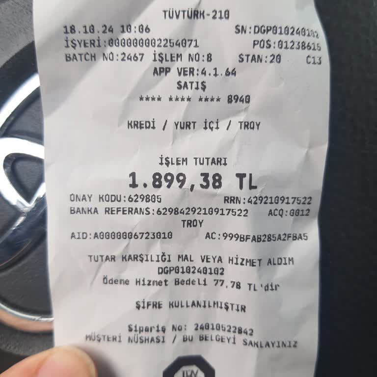 Tüvtürk'te Ek Ücret Şoku: Kredi Kartı Kullanımında Ekstra Ücret Talebi