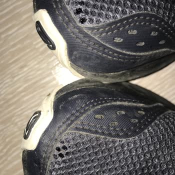 Bir Aylık Kullanımda Açılan Spor Ayakkabı Fileleri