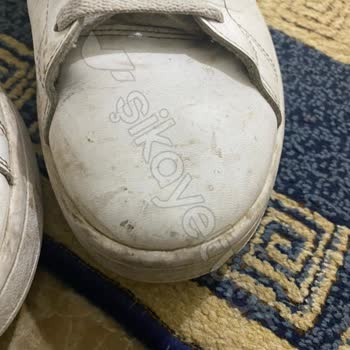 Adidas Ayakkabıda Erken Yıpranma Sorunu