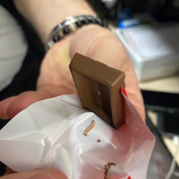 Ülker Çikolatada Kurt Şoku: Ürünün Güvenilirliği Sorgulanıyor