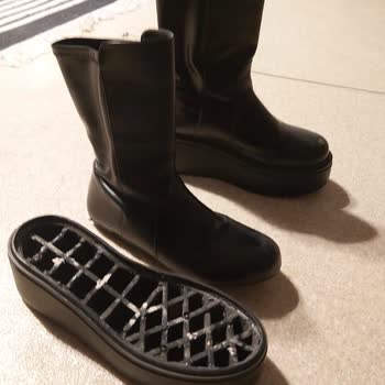 Kalitesiz Botlar Ve Kısalan Garanti Süresi