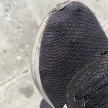 In Street Adidas Ayakkabıda Erken Deformasyon Ve Hatalı İnceleme!