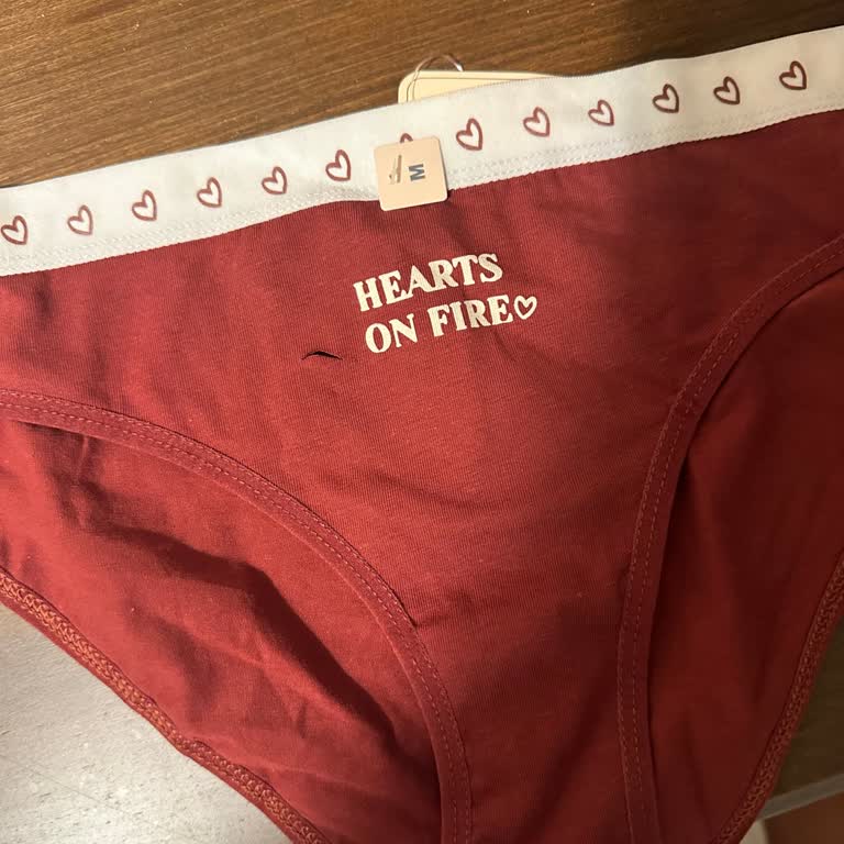 Koton Mağazasındaki Saygısız Hizmet Ve Yırtık Ürün Sorunu!