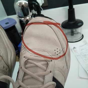 Adidas Mağazasında Hayal Kırıklığı: 3 Kullanımda Çöken Ayakkabı