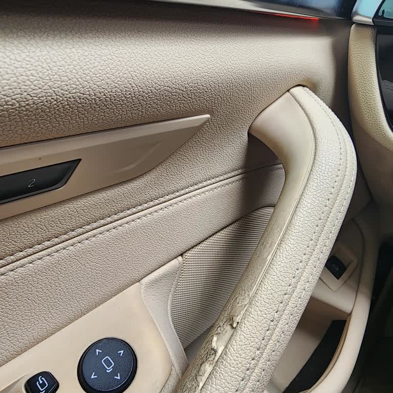 BMW G30 Kapı Kollarındaki Kalite Sorunu