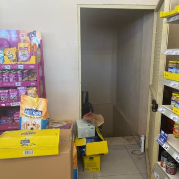 Fethiye Şok Mağazasında Temizlik Ve Müşteri Hizmetleri Sorunu