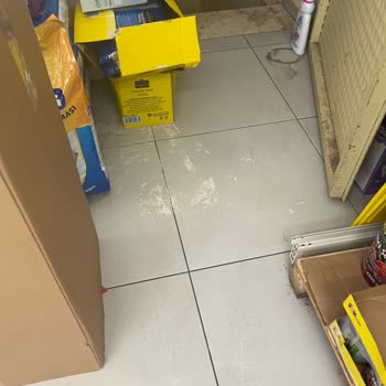 Fethiye Şok Mağazasında Temizlik Ve Müşteri Hizmetleri Sorunu