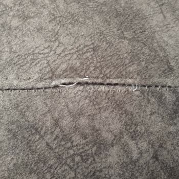 Farklı Renk Ve Kalitede Gelen Koltuk Takımı Sorunu