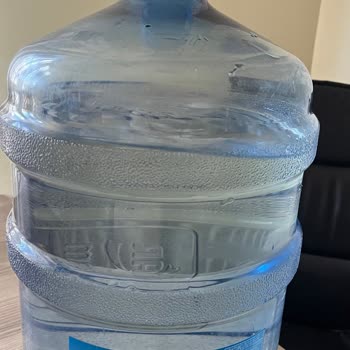 Tarihi Gelecekten Gelen Su Ve Kötü Tat Deneyimi