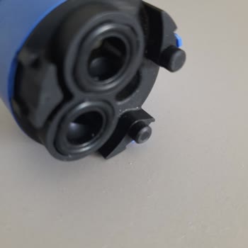 Artema Lavabo Bataryasında Sürekli Su Kaçağı Sorunu