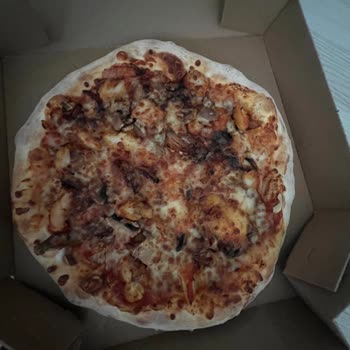 Domino's Pizza'dan Ayıplı Ürün Ve Yetersiz Telafi