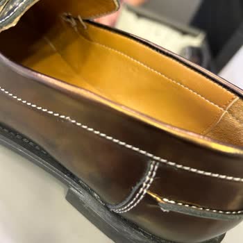 Renk Değişen Ayakkabı Ve Yetersiz Tadilat