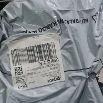 Kırık Koli Ve Patlamış Deterjan Teslimatı