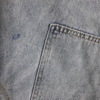 LCW'den Alınan Kot Ceket İlk Yıkamada Deliklerle Karşılaştı