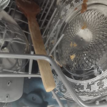 Beko Bulaşık Makinesi: Çözülmeyen Kir Sorunu