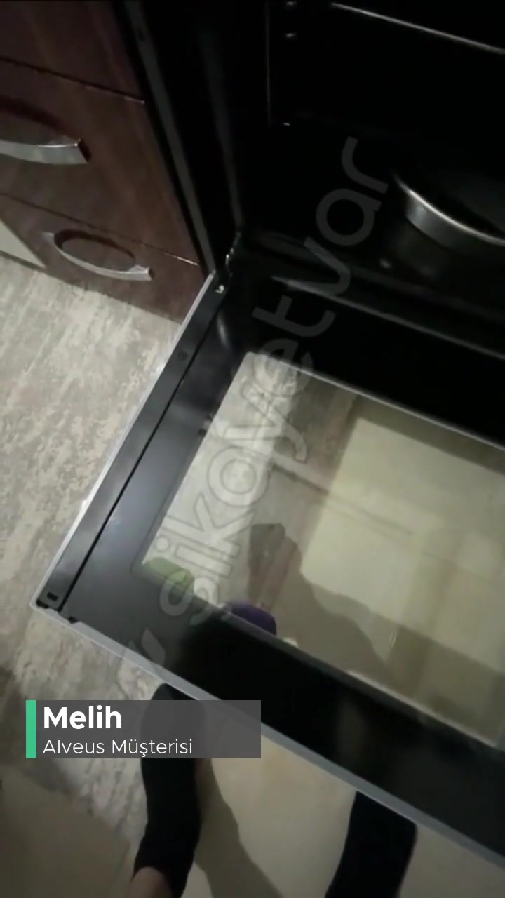 Alveus Fırının İç Cam Tutacakları Kırıldı İç Cam Aşağı Düşüyor! videonun kapak resmi