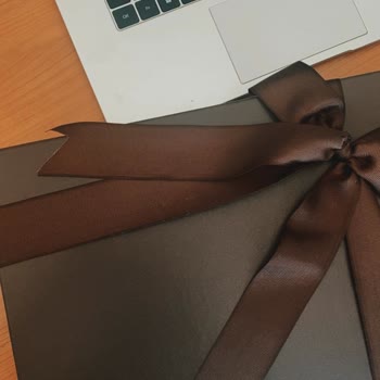 Vakko'nun Hediye Paketleme Özensizliği