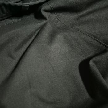 Zara Pantolonunda Renk Atması Sorunu