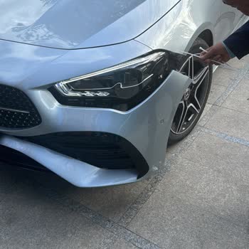 Otoparkta Taş Dubaların Yol Açtığı Maddi Hasar