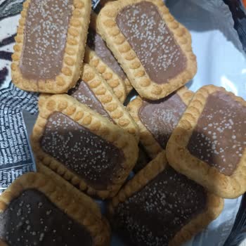 Bisküvide Beklenmedik Beyaz Lekeler