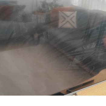 Grundig TV Panelindeki Kalıcı Lekeler Hayal Kırıklığı Yarattı