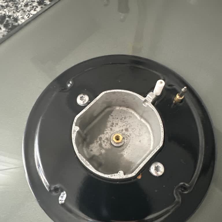 Cif Ürünü Ocağımda Leke Bıraktı