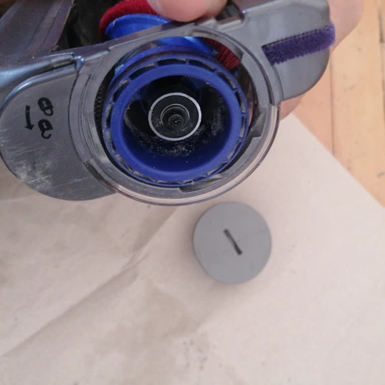 Dyson V15 Halı Başlığı Sorunu Ve Çekiş Gücü Kaybı