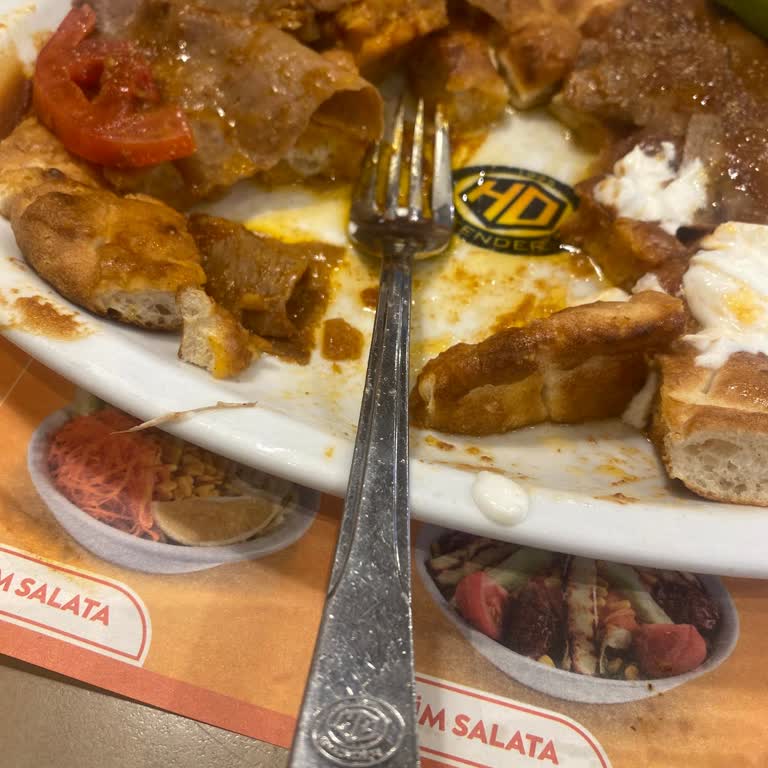 HD İskender Restaurant Viaport Asya'da Kötü Yemek Deneyimi Ve Hizmet Sorunları