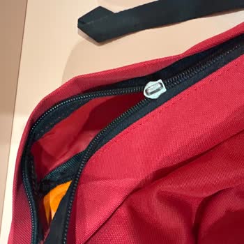 Sırt Çantası Kalitesi Ve Hizmet Sorunu