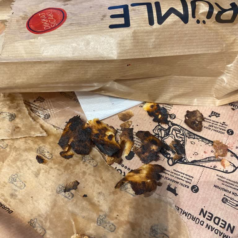 Çiğ Ve Yanık Dürümlerle Hayal Kırıklığı