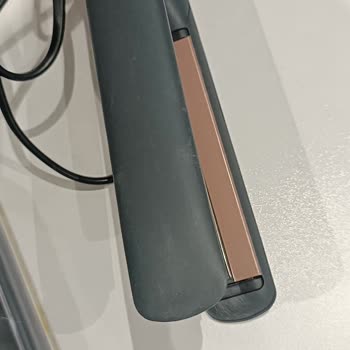 Defolu Ürün Şoku: Kullanılmış Saç Düzleştirici