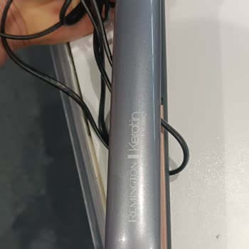 Defolu Ürün Şoku: Kullanılmış Saç Düzleştirici