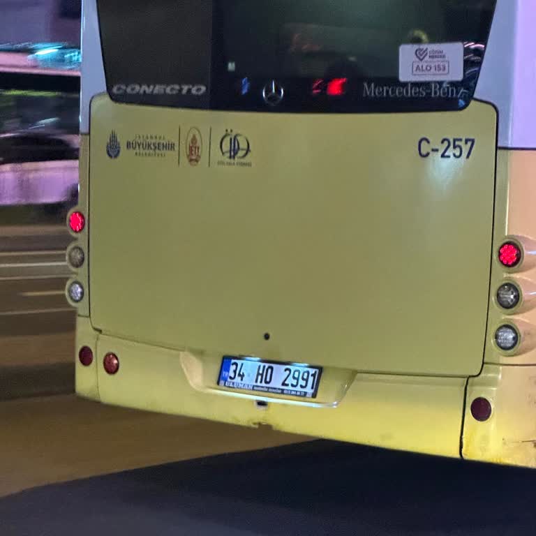 Otobüs Şoförünün Kaba Tavırları Yolcuyu Rencide Etti