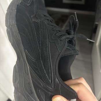 Hepsiburada'dan Aldığım Ayakkabıda Kısa Sürede Oluşan Hasar Ve Müşteri Hizmeti Sorunu