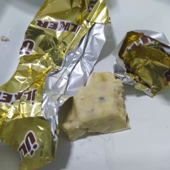 Çikolata İçinde Şok Edici Buluntu!