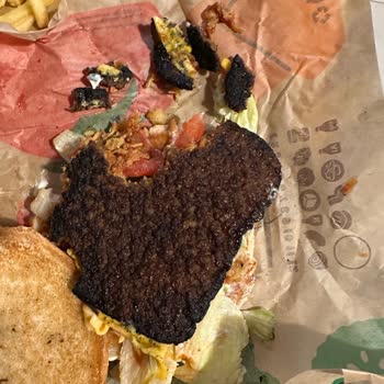 Yanmış Steakhouse Menü Ve Kötü Hizmet