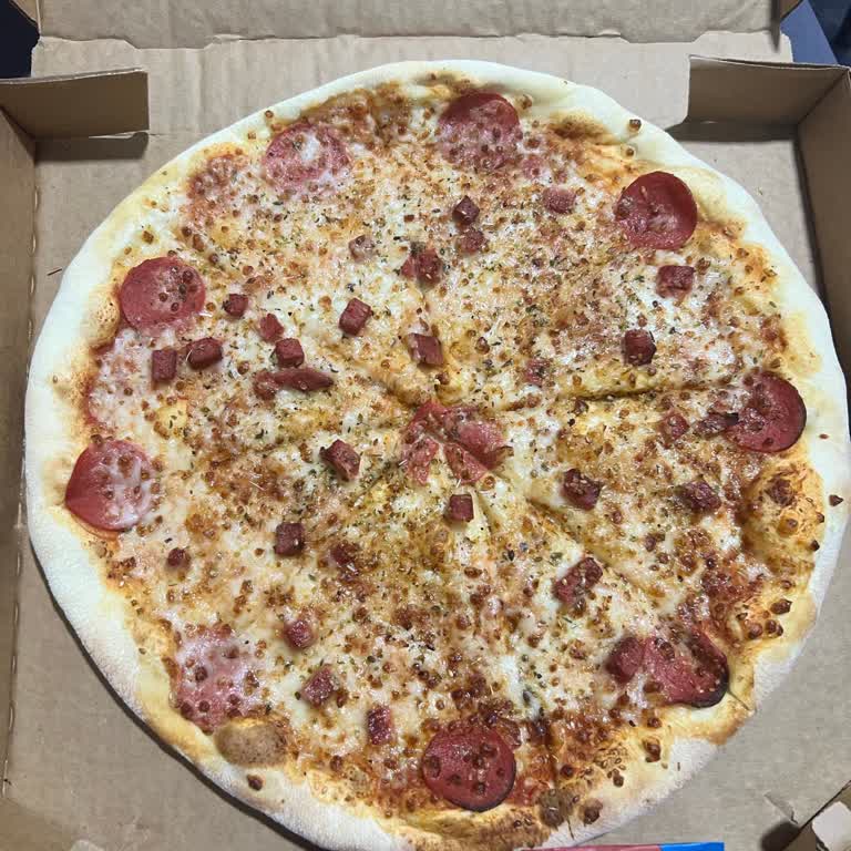 Domino's Pizzada Sucuk Eksikliği Şikayeti