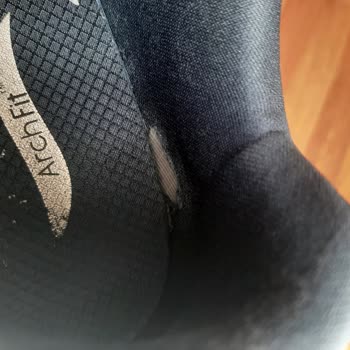 Skechers Ayakkabı Astarı Hızla Aşınıyor, Müşteri Memnuniyeti Sıfır