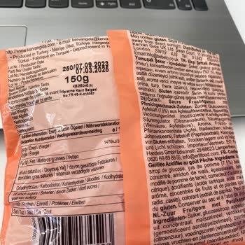 Erimiş Ve Tadı Kötü Jelibon Hayal Kırıklığı