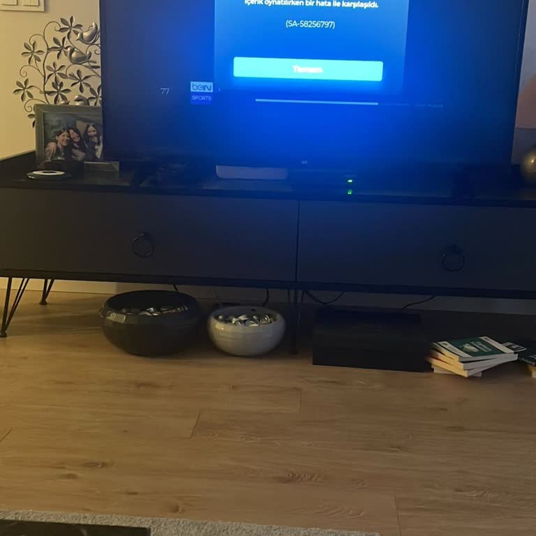 Smart TV'de Yayın İzleyememe Ve Ulaşılamayan Müşteri Hizmetleri Sorunu