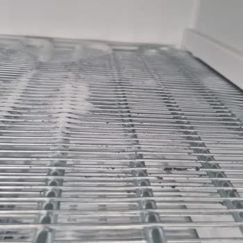 Siemens Ev Aletleri Paslanan Derin Dondurucu Ve Yetersiz Servis!