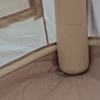 Su Geçiren Çadır Ve İlgisiz Müşteri Hizmetleri