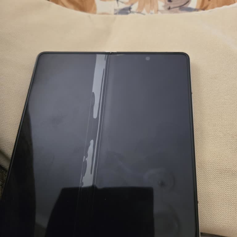 Samsung Servisi Ekran Koruma Bandını Değiştiremiyor